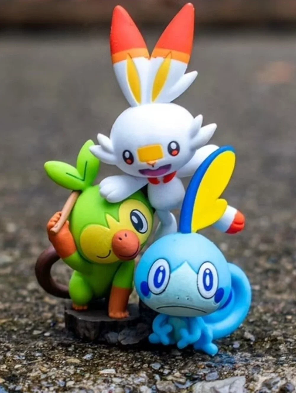 Pokemon Starter Trio Grookey Scorbunny & Sobble Figure